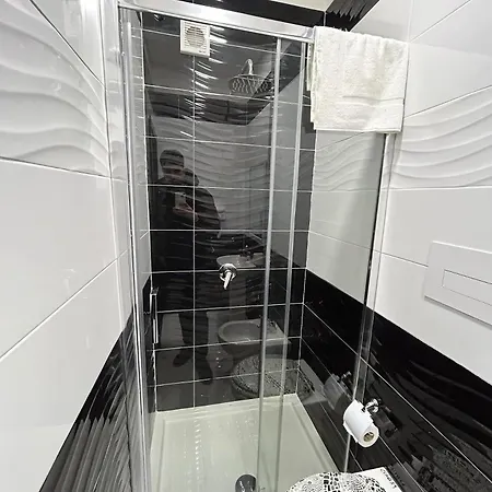 Hv Luigi Luxury Διαμέρισμα *