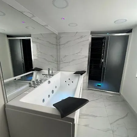 Luigi Luxury Διαμέρισμα