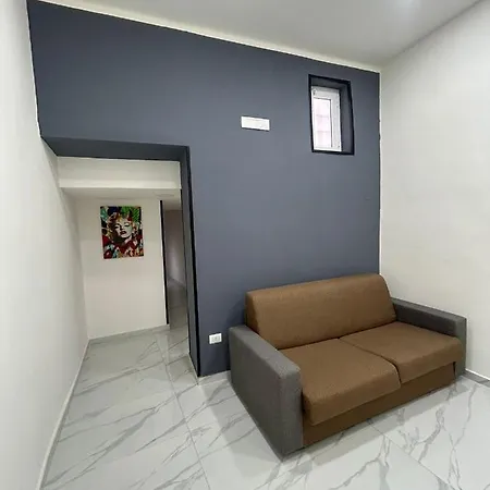 Luigi Luxury Νάπολη