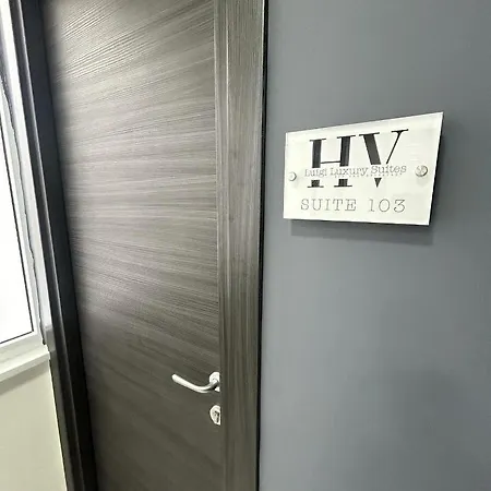 Luigi Luxury Appartement Napels
