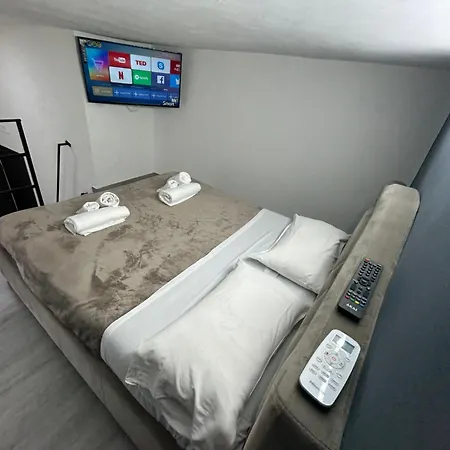 Luigi Luxury Διαμέρισμα *