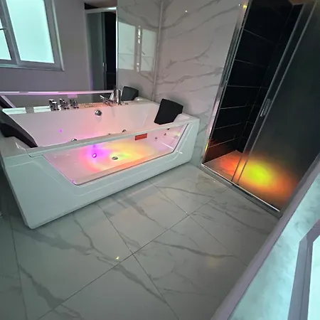 Luigi Luxury Νάπολη