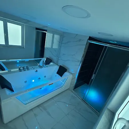 Luigi Luxury Νάπολη