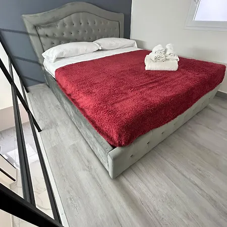 Luigi Luxury * Νάπολη