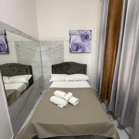 Luigi Luxury * Naples