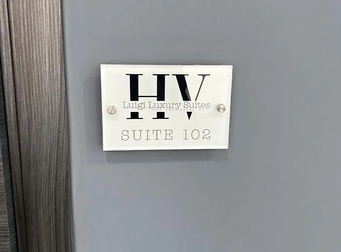 Luigi Luxury アパート *