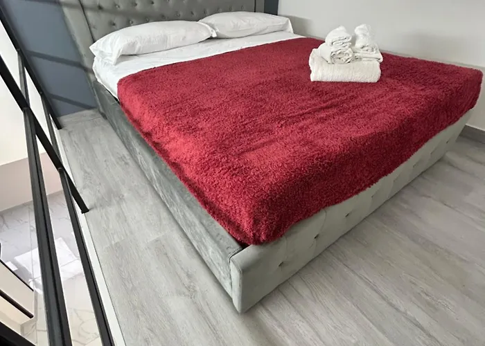 Luigi Luxury * ナポリ